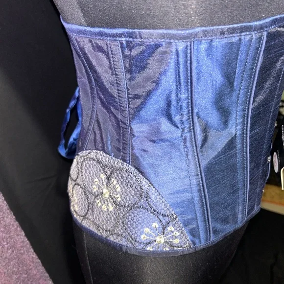 Midnight Blue Underbust Corset by Corset Story - Picture 5 of 8
